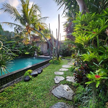 Buda Amitaba Ubud Zewnętrze zdjęcie